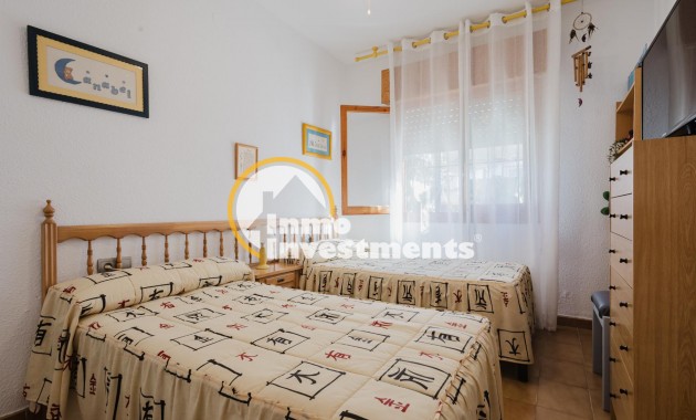 Resale - Bungalow - Torrevieja - Playa de los Naufragos