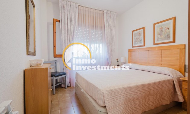 Resale - Bungalow - Torrevieja - Playa de los Naufragos