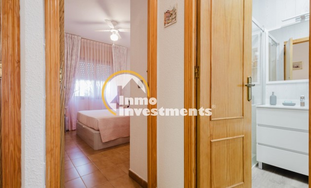 Resale - Bungalow - Torrevieja - Playa de los Naufragos