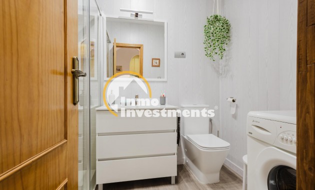 Resale - Bungalow - Torrevieja - Playa de los Naufragos