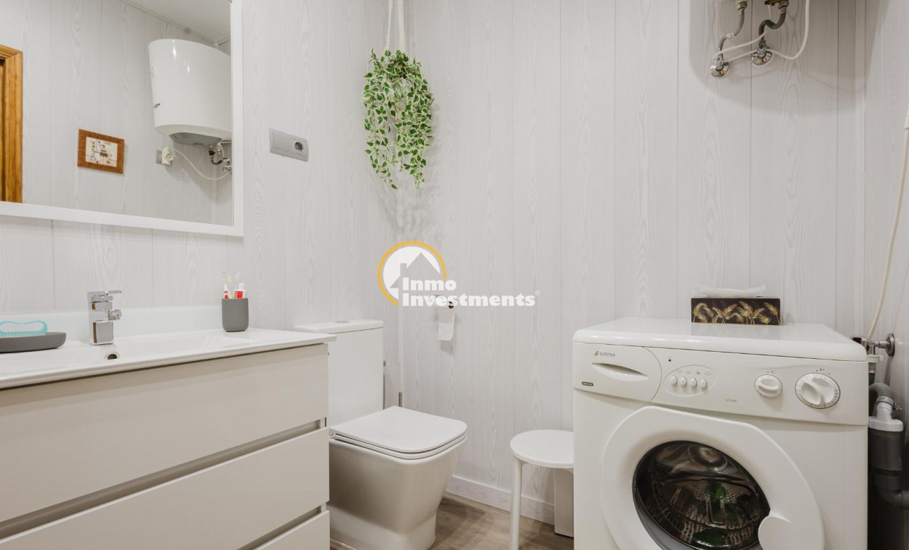 Resale - Bungalow - Torrevieja - Playa de los Naufragos