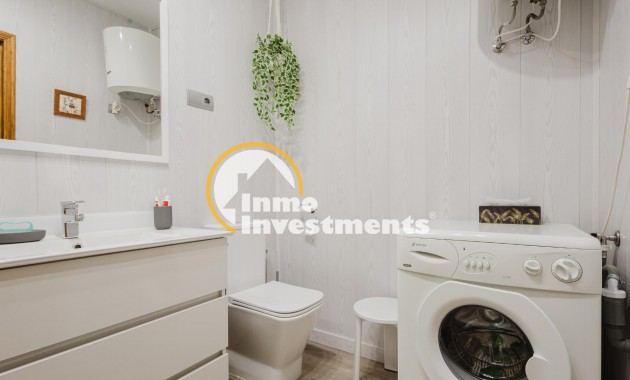 Resale - Bungalow - Torrevieja - Playa de los Naufragos