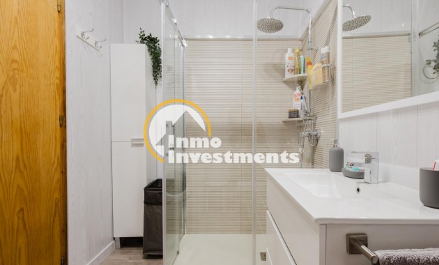 Resale - Bungalow - Torrevieja - Playa de los Naufragos