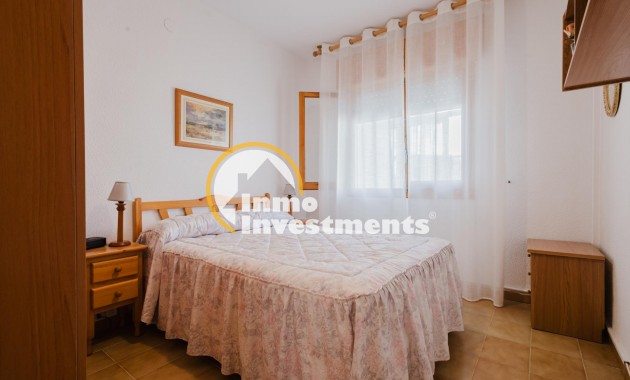 Resale - Bungalow - Torrevieja - Playa de los Naufragos
