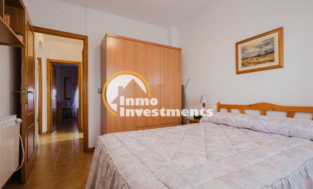 Resale - Bungalow - Torrevieja - Playa de los Naufragos