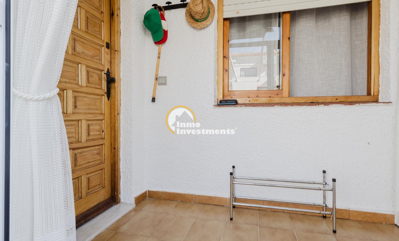 Resale - Bungalow - Torrevieja - Playa de los Naufragos