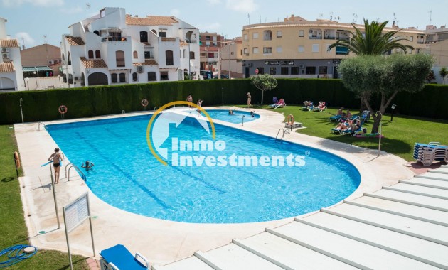 Resale - Bungalow - Torrevieja - Playa de los Naufragos