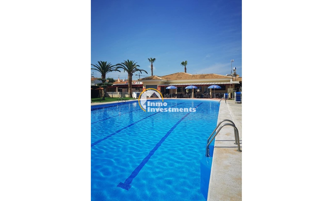 Resale - Bungalow - Torrevieja - Playa de los Naufragos