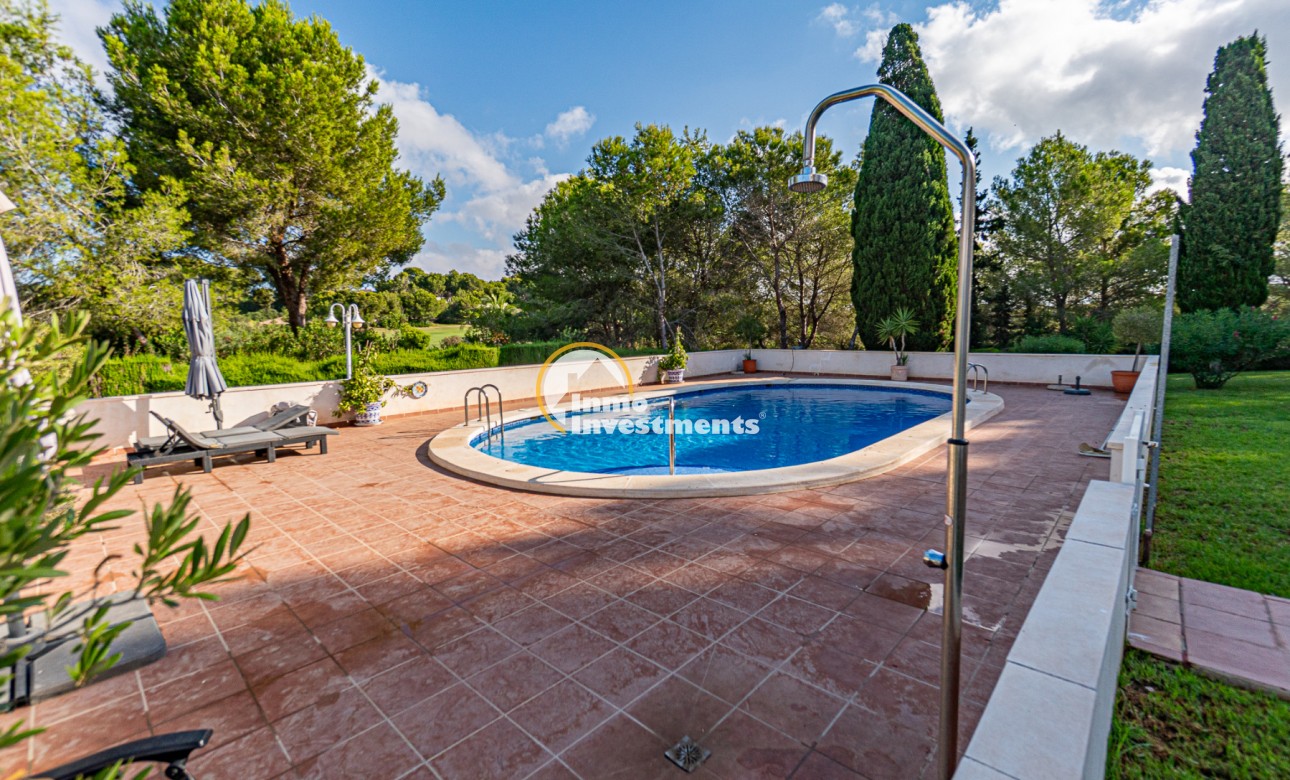 Resale - Apartment - Villamartin