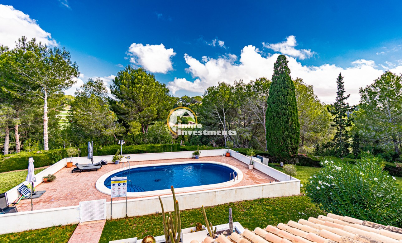 Resale - Apartment - Villamartin