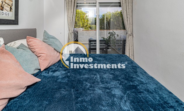 Resale - Apartment - Villamartin