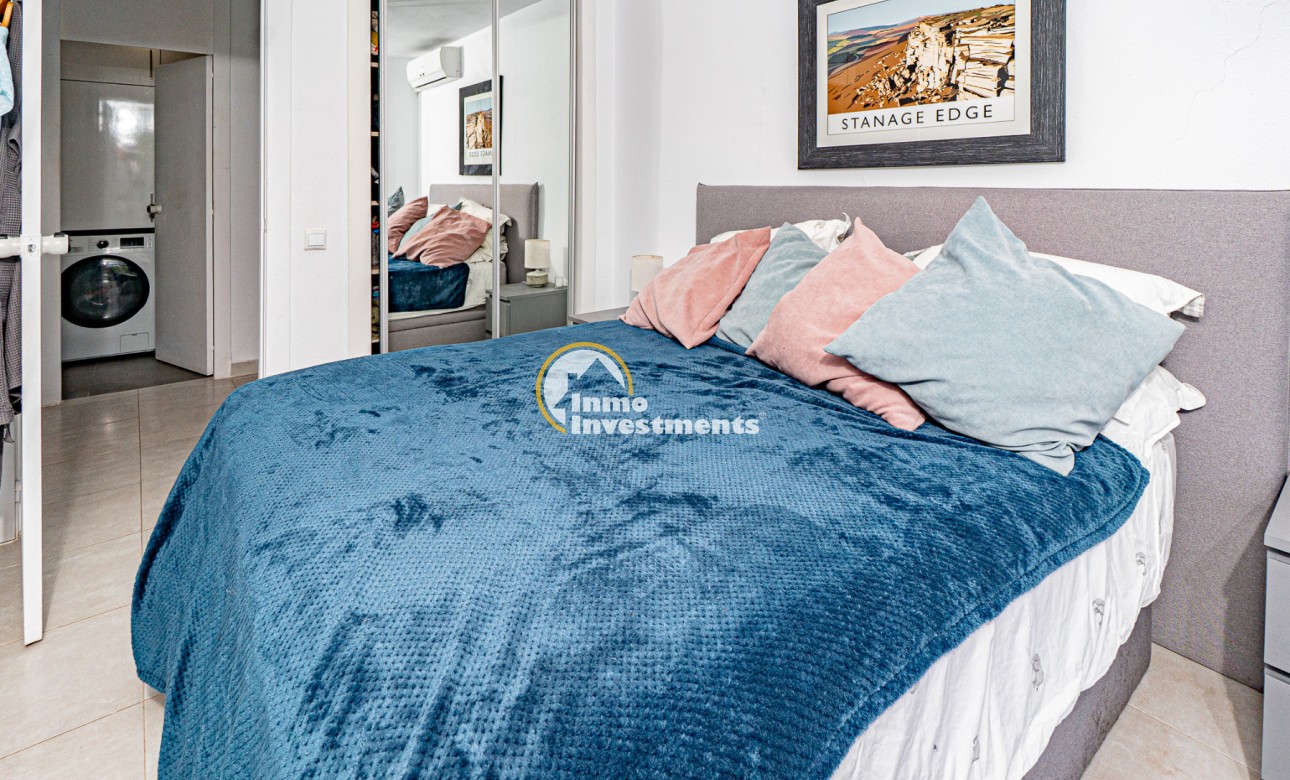 Resale - Apartment - Villamartin