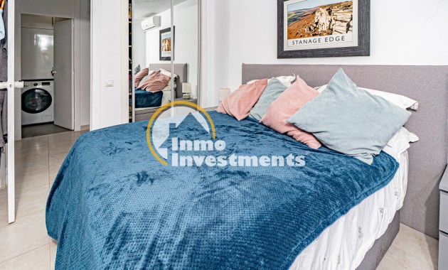 Resale - Apartment - Villamartin