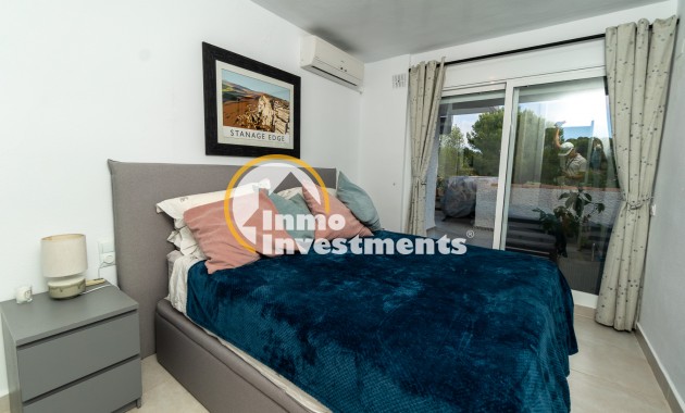 Resale - Apartment - Villamartin