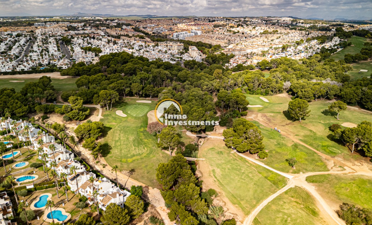 Resale - Apartment - Villamartin