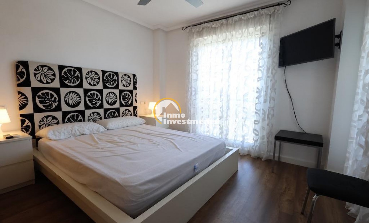 Resale - Penthouse - Mil Palmeras - Beach