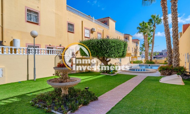 Resale - Apartment - Villamartin - Blue Lagoon