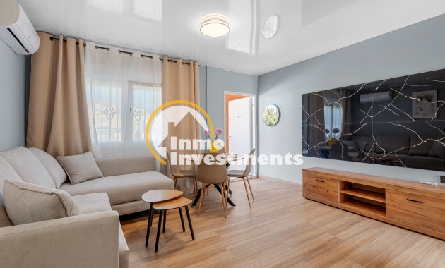 Resale - Apartment - Villamartin - Blue Lagoon