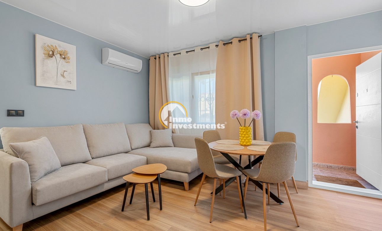 Resale - Apartment - Villamartin - Blue Lagoon