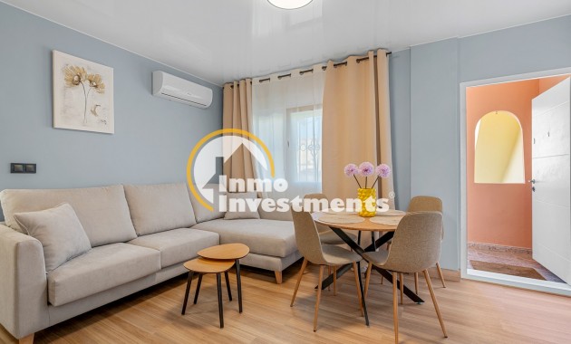 Resale - Apartment - Villamartin - Blue Lagoon