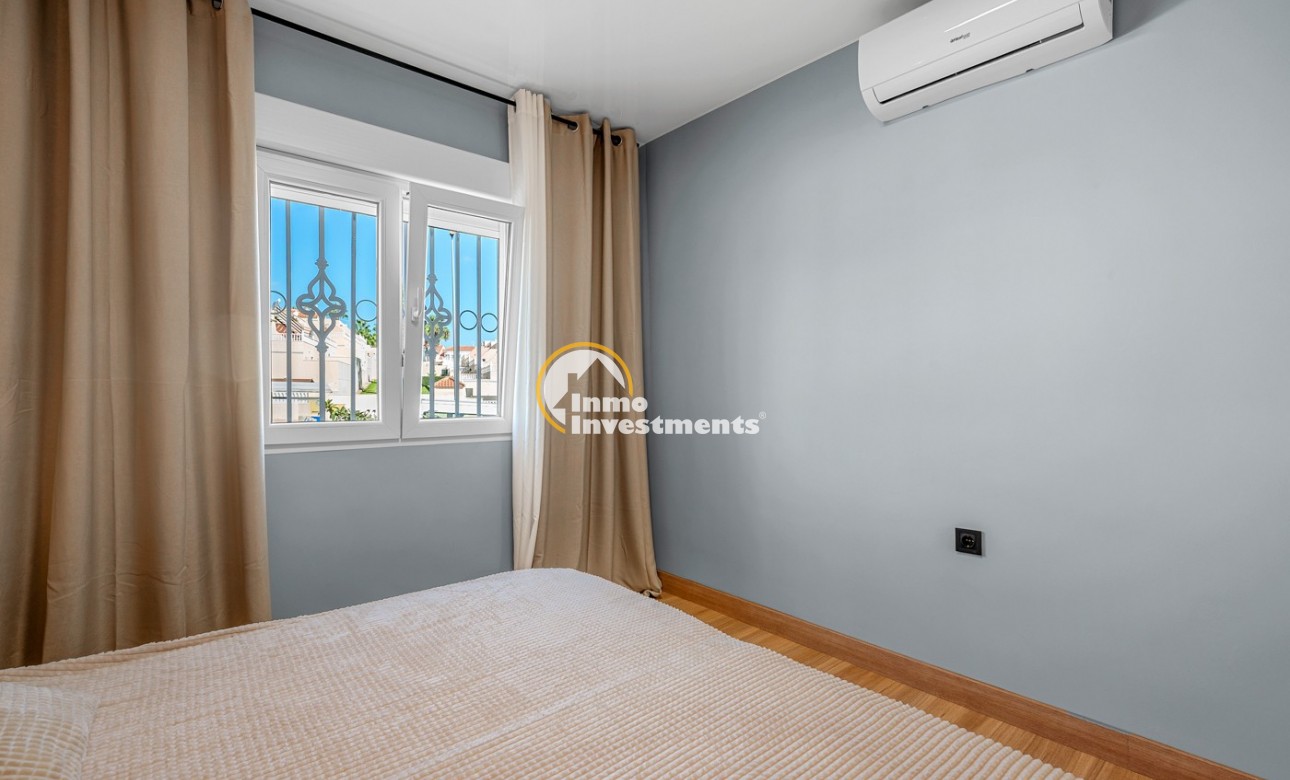 Resale - Apartment - Villamartin - Blue Lagoon