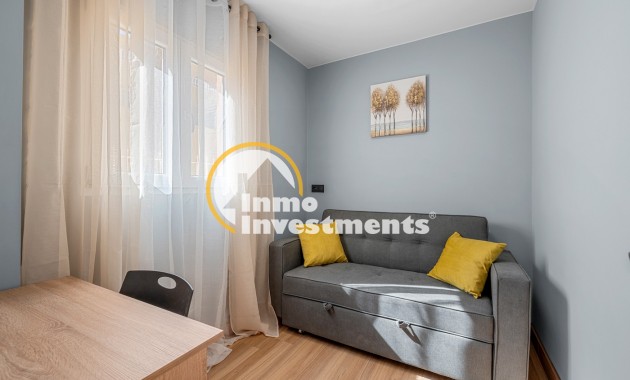 Resale - Apartment - Villamartin - Blue Lagoon