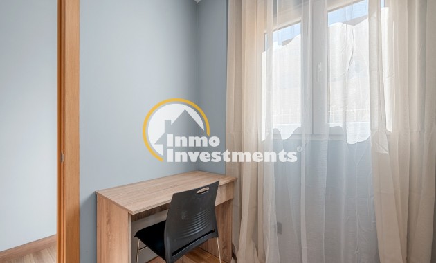 Resale - Apartment - Villamartin - Blue Lagoon