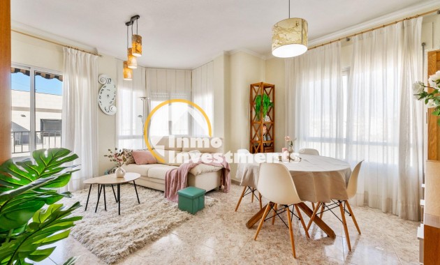 Resale - Apartment - Torrevieja - Beach