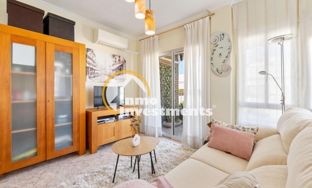 Resale - Apartment - Torrevieja - Beach