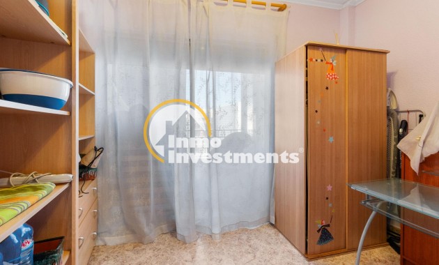 Resale - Apartment - Torrevieja - Beach