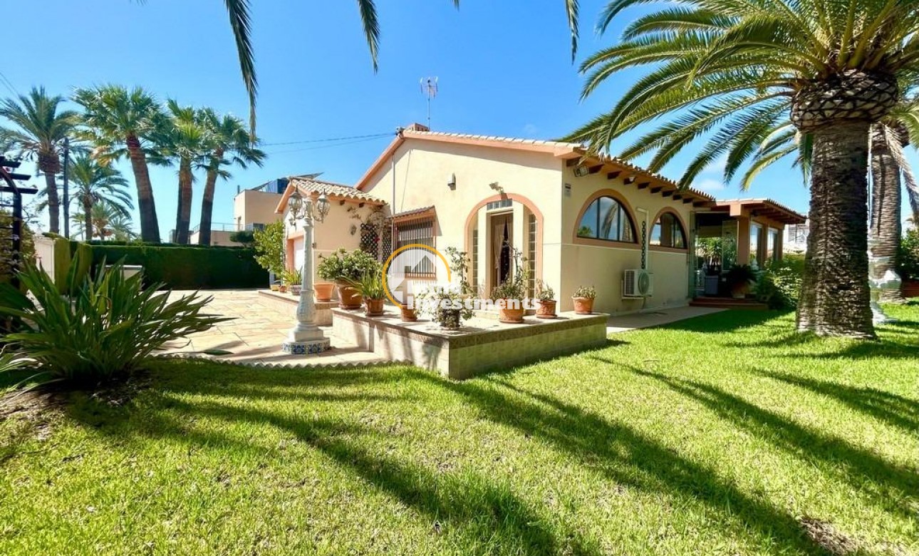 Till salu - Villa - Cabo Roig - Beachside