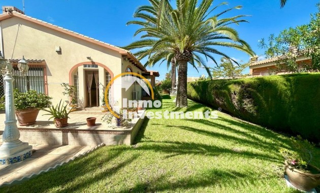 Till salu - Villa - Cabo Roig - Beachside