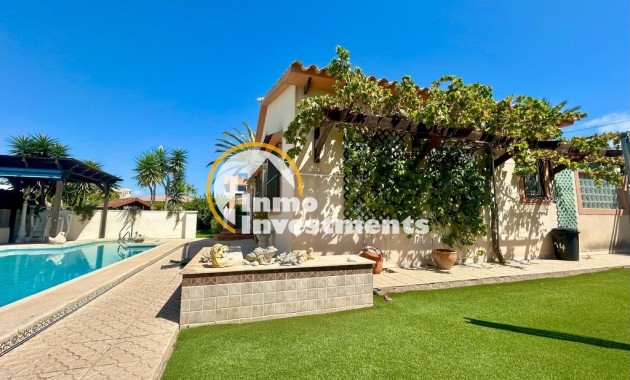 Till salu - Villa - Cabo Roig - Beachside