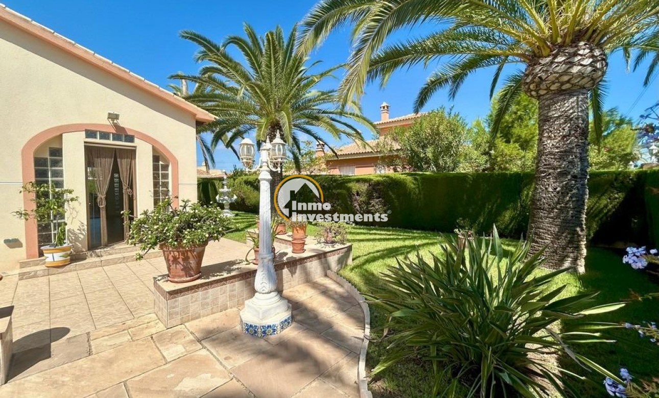 Till salu - Villa - Cabo Roig - Beachside