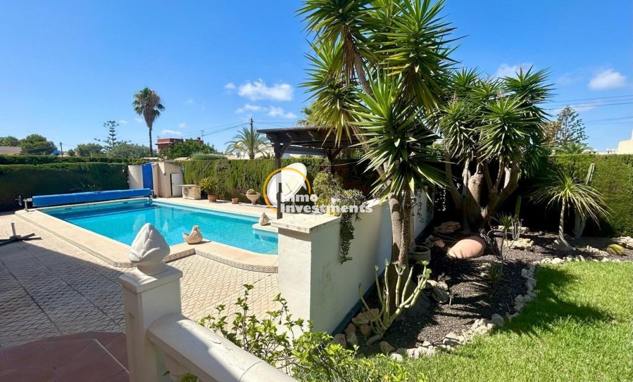 Till salu - Villa - Cabo Roig - Beachside