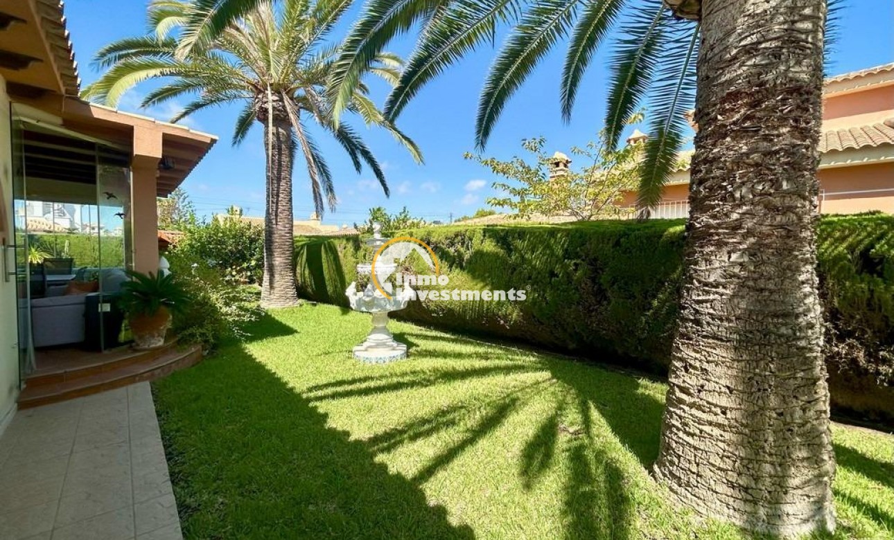 Till salu - Villa - Cabo Roig - Beachside