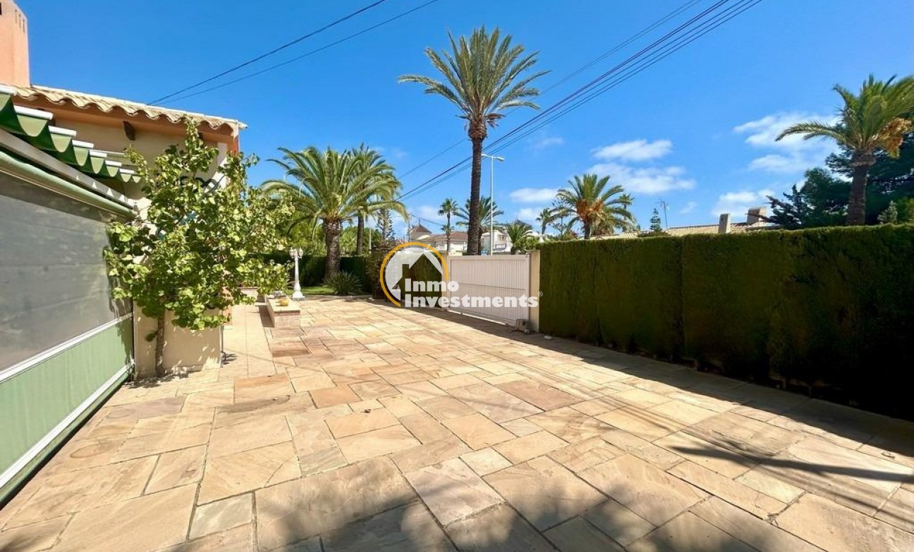 Till salu - Villa - Cabo Roig - Beachside