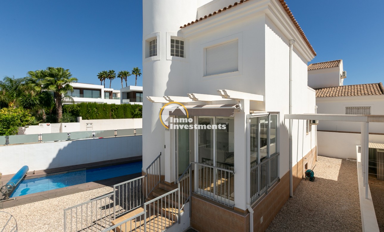 Reventa - Chalet independiente - La Marina