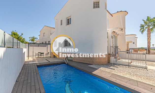 Reventa - Chalet independiente - La Marina