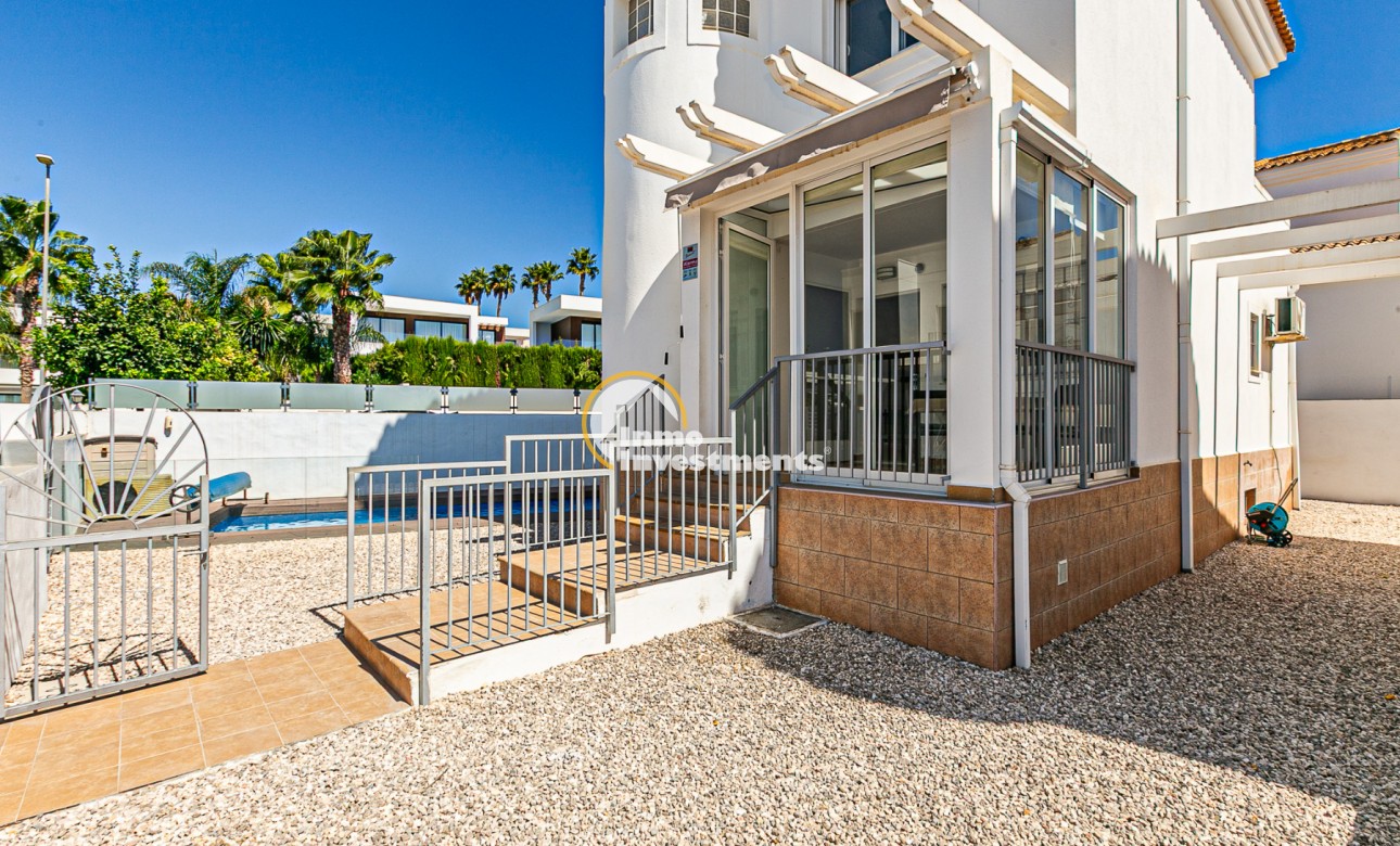 Reventa - Chalet independiente - La Marina