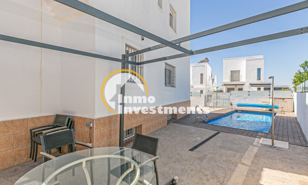 Reventa - Chalet independiente - La Marina