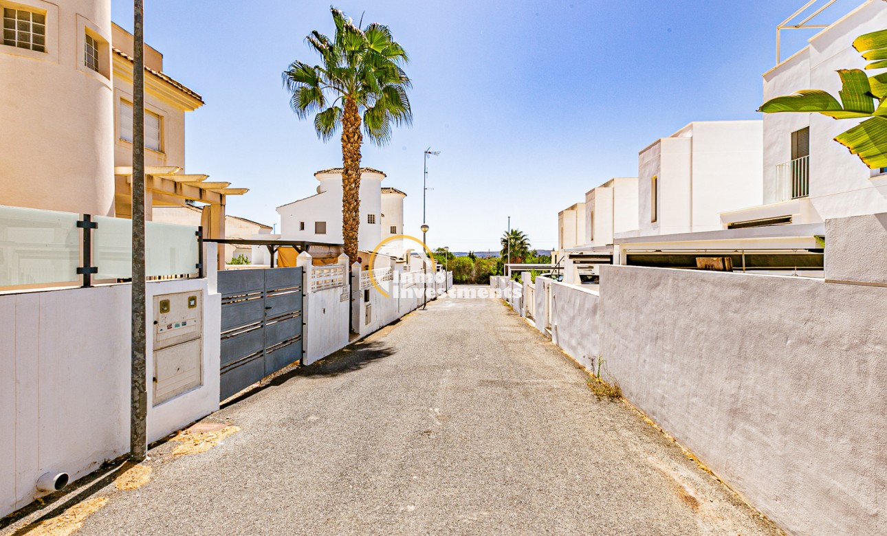 Reventa - Chalet independiente - La Marina