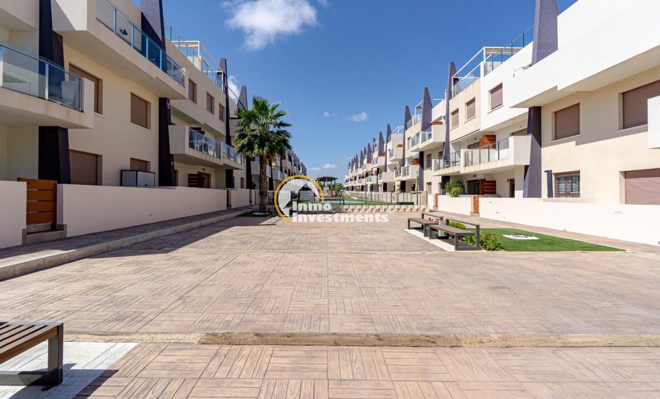 Resale - Apartment - Mil Palmeras - Beach