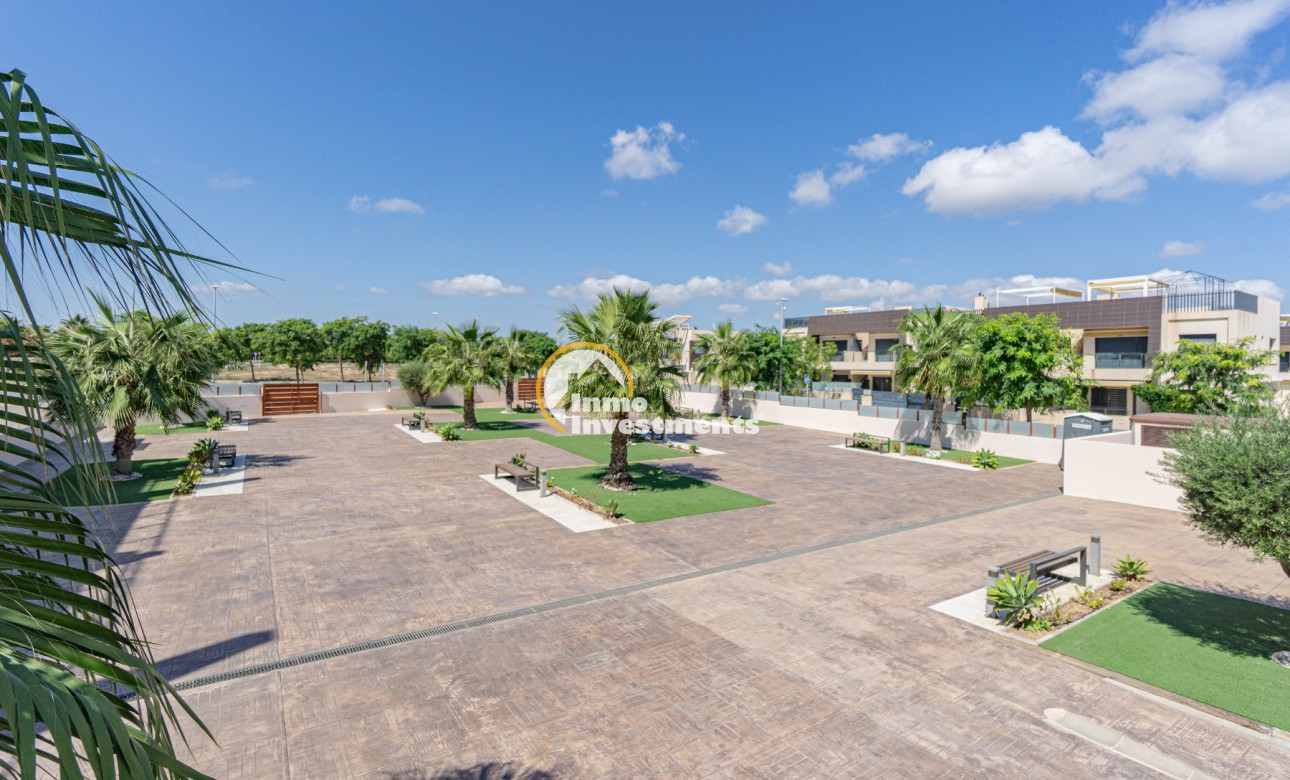 Resale - Apartment - Mil Palmeras - Beach