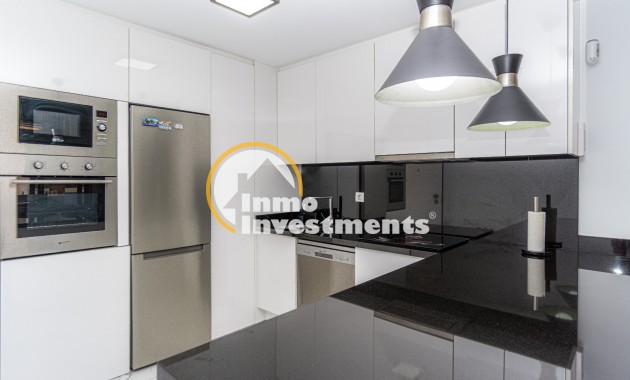 Resale - Apartment - Mil Palmeras - Beach