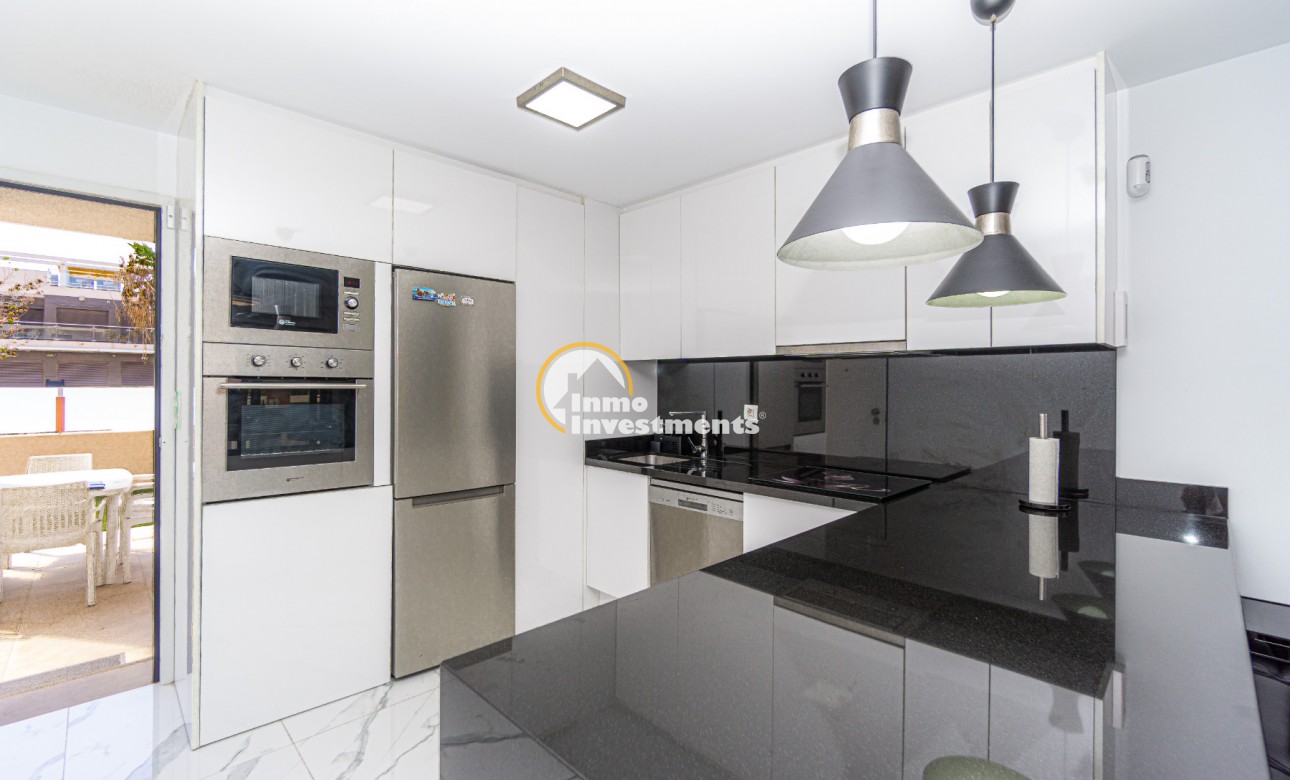 Resale - Apartment - Mil Palmeras - Beach