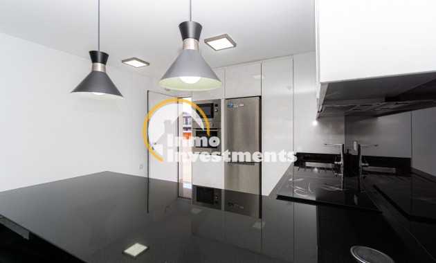 Resale - Apartment - Mil Palmeras - Beach