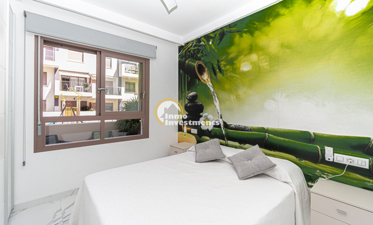 Resale - Apartment - Mil Palmeras - Beach