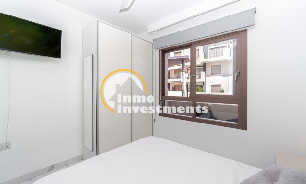 Resale - Apartment - Mil Palmeras - Beach