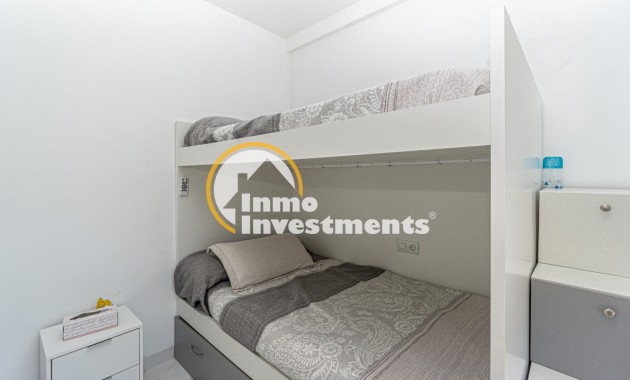 Resale - Apartment - Mil Palmeras - Beach